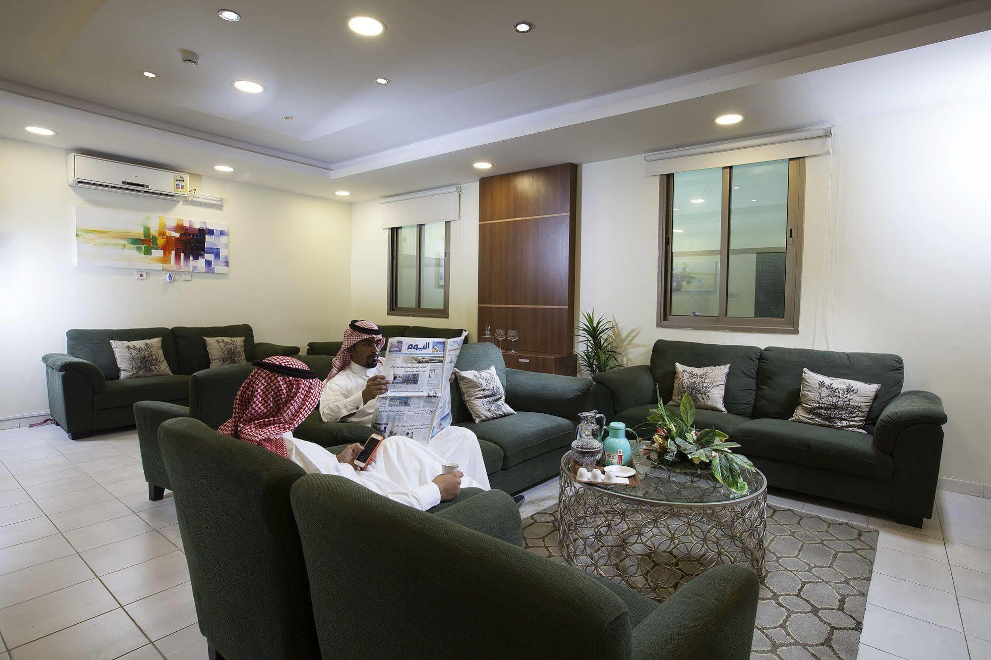 Palms Lily Hotel Suites Al-Hasa Exterior foto