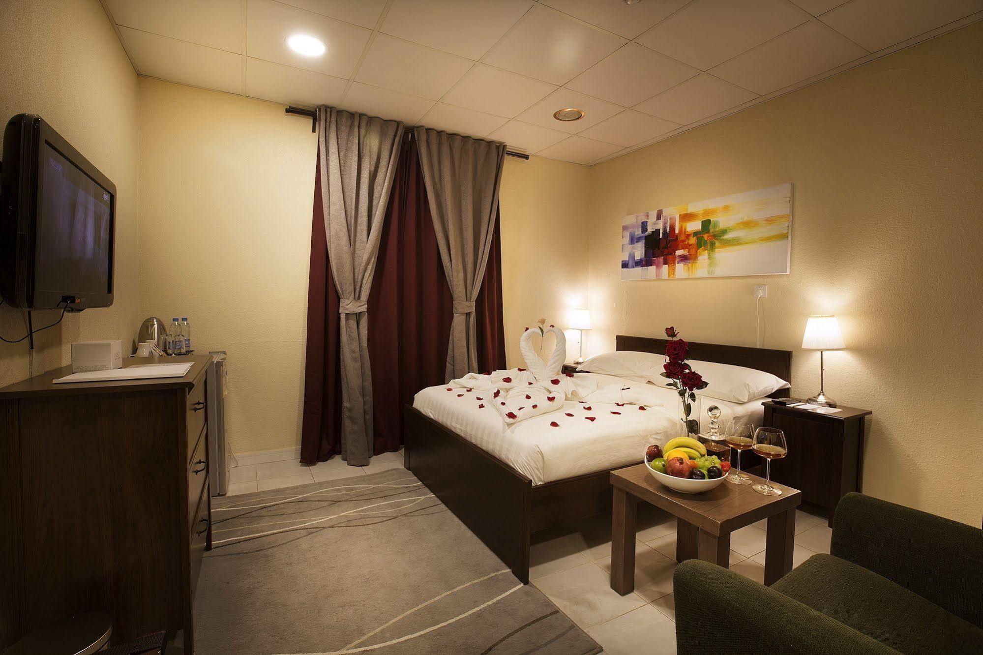 Palms Lily Hotel Suites Al-Hasa Exterior foto